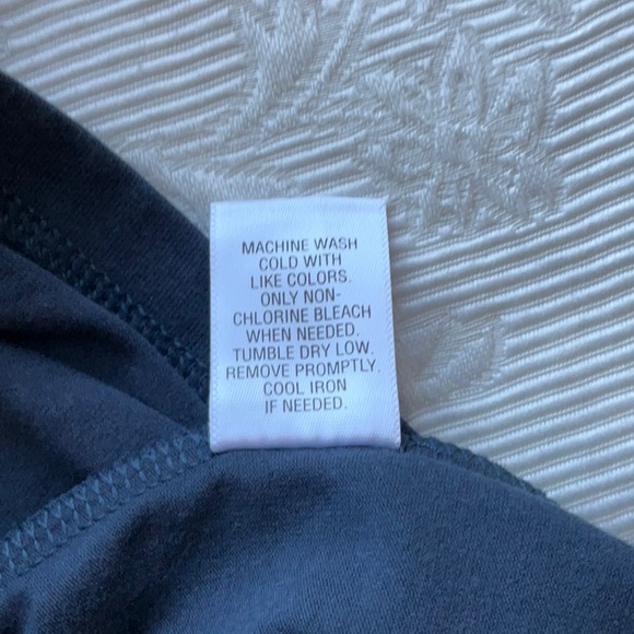 NWOT - Sonoma - Dark Blue Gray V-neck Tee Shirt, 3X - Picture 6 of 8